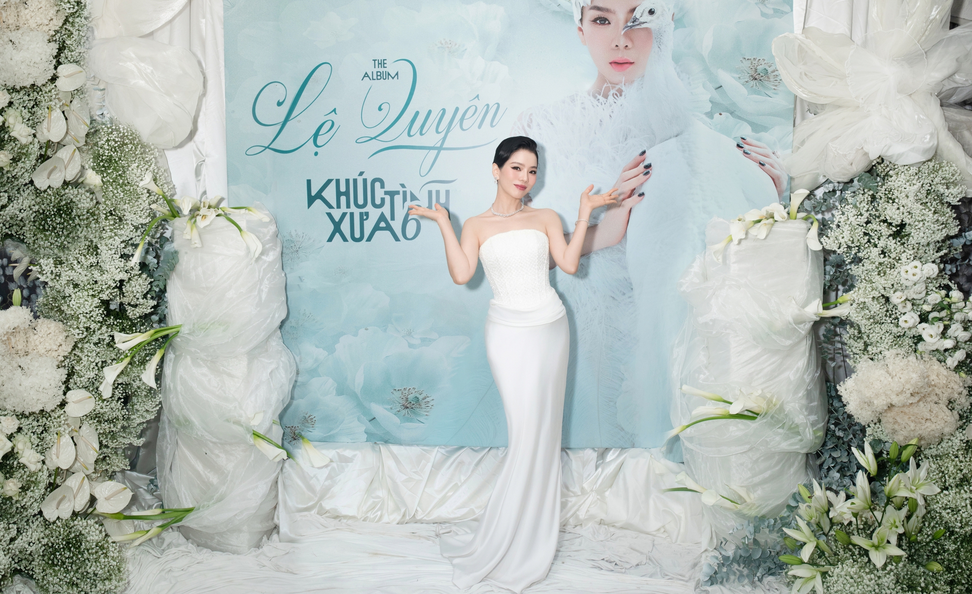 Lệ Quyên thị phạm đàn em hát bolero, nói 1 câu hé lộ mối quan hệ với chồng cũ- Ảnh 1. Lệ Quyên thị phạm đàn em hát bolero, nói 1 câu hé lộ mối quan hệ với chồng cũ- Ảnh 1.