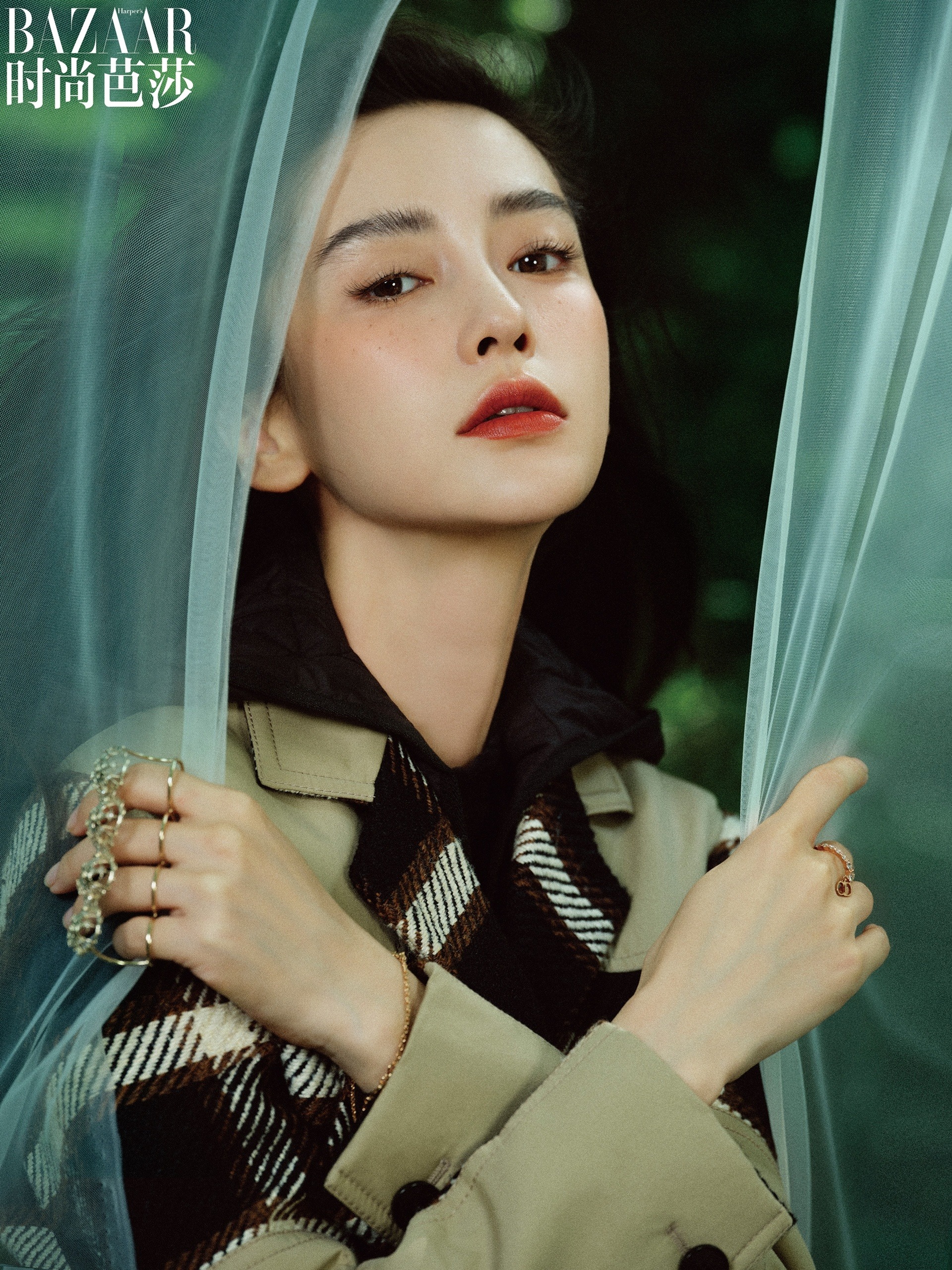 Cảnh khổ không tưởng của Angelababy!- Ảnh 1.