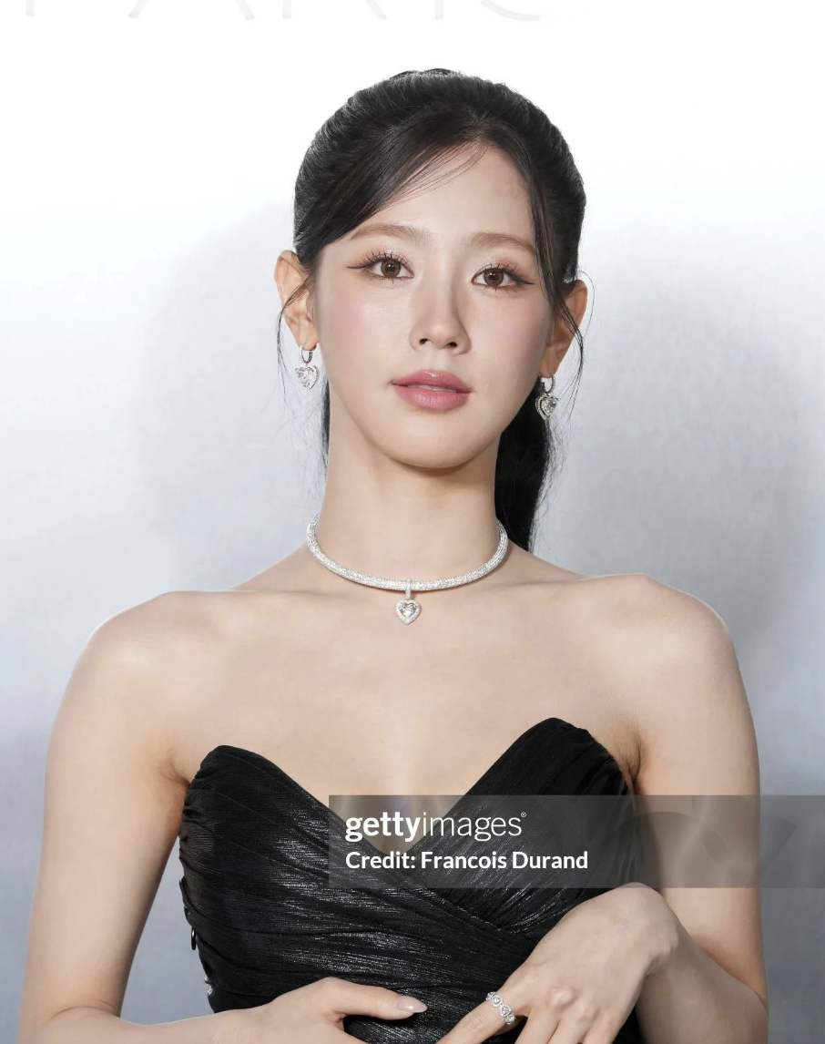 “Đối thủ visual” của Jisoo đạt điểm tuyệt đối khi zoom cận mặt, thu phục Getty Images bản Hàn lẫn thế giới- Ảnh 13.