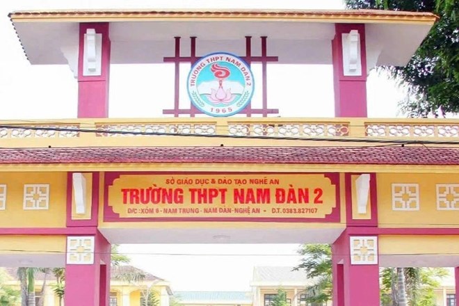 Đình chỉ một giám thị có phát ngôn “học chi cho lắm rồi cũng đi làm thuê, công nhân”- Ảnh 1.