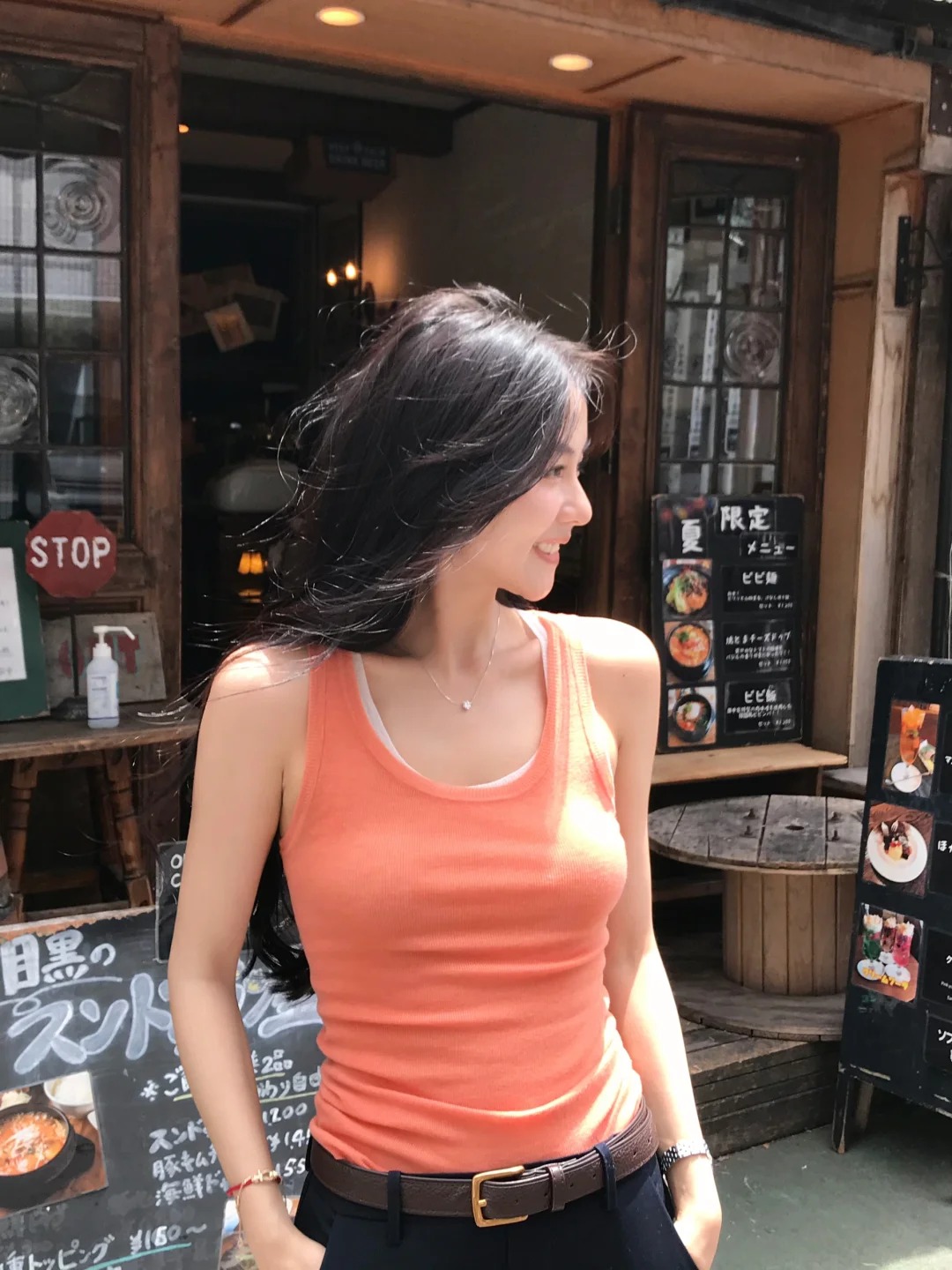 Tháng 6 này 12 con giáp nên mặc màu gì để thu hút may mắn, tài lộc viên mãn?- Ảnh 2.