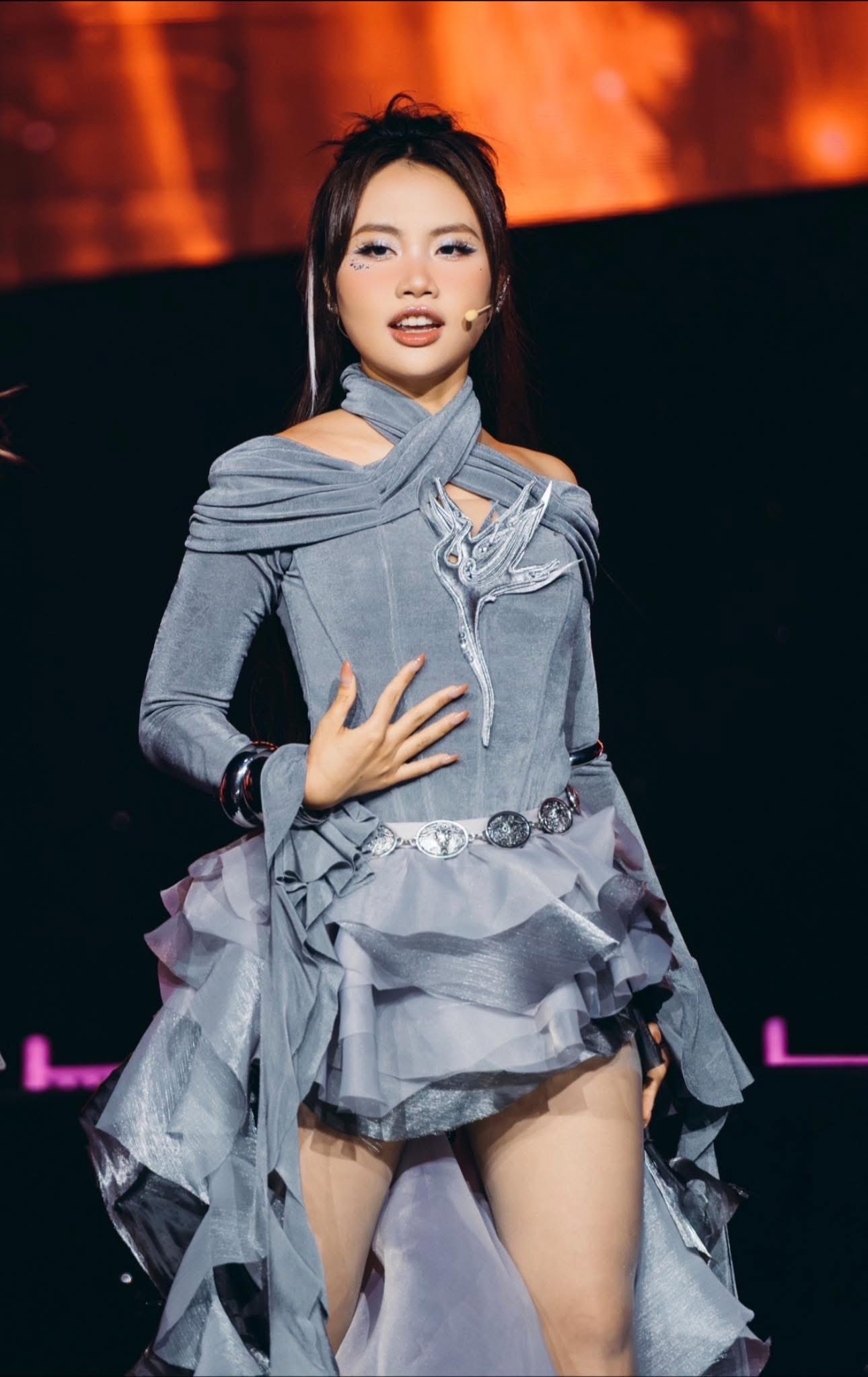 Bảo Anh, Phương Mỹ Chi và loạt sao Việt bị réo tên vào drama của Bảo Uyên: 1 điểm chung mà học trò cũ Mỹ Tâm cả đời không có- Ảnh 4.
