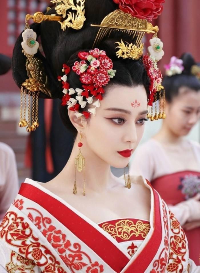 Dùng AI phục dựng chân dung Võ Tắc Thiên, cái kết khiến người xem phim tá hỏa “đây là sự thật sao?”- Ảnh 1. Dùng AI phục dựng chân dung Võ Tắc Thiên, cái kết khiến người xem phim tá hỏa “đây là sự thật sao?”- Ảnh 1.