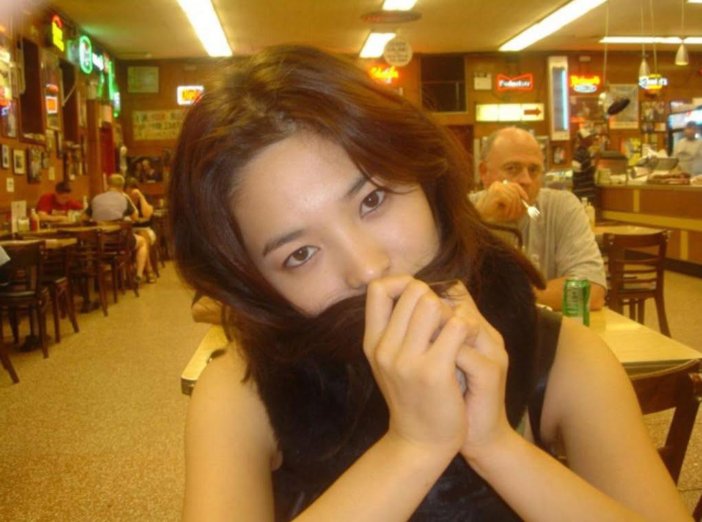Nhan sắc không camera thường nào “đánh bại” nổi: Song Hye Kyo tuổi đôi mươi đẹp mộc đến nao lòng- Ảnh 10.