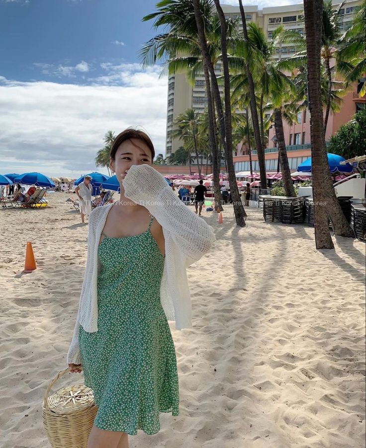 Mua váy hoa mà không biết 4 tips này, đừng hỏi vì sao diện lên "dừ" như bà thím- Ảnh 5.