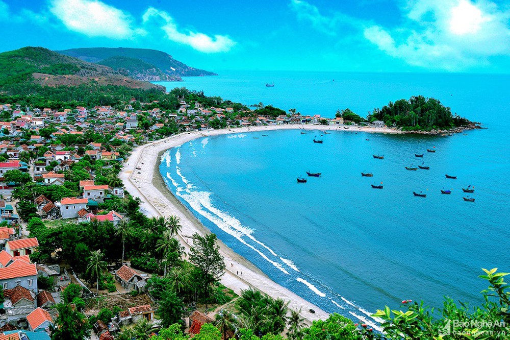 Phát hiện bãi biển ít du khách biết ở Nghệ An, người bản địa nhận xét: Nước trong xanh hơn Cửa Lò- Ảnh 1. Phát hiện bãi biển ít du khách biết ở Nghệ An, người bản địa nhận xét: Nước trong xanh hơn Cửa Lò- Ảnh 1.