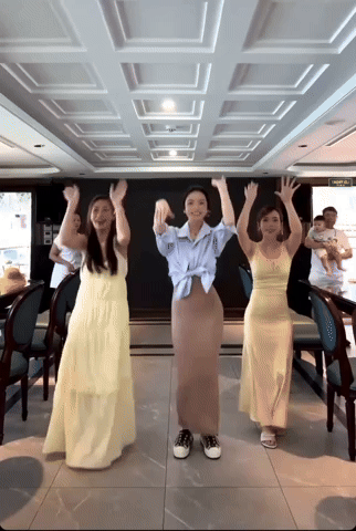 Chu Thanh Huyền - vợ Quang Hải gây sốt với 7s lắc hông 