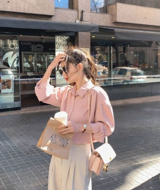 Mặc kệ người ta để dành tiền mua vàng, tiết kiệm tiền mua nhà: Tôi chọn tiêu tiền kiểu mình vui là được- Ảnh 2.