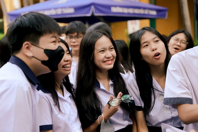 6/6 - Ngày đặc biệt của hơn 76.000 học sinh lớp 9 TP.HCM- Ảnh 1.