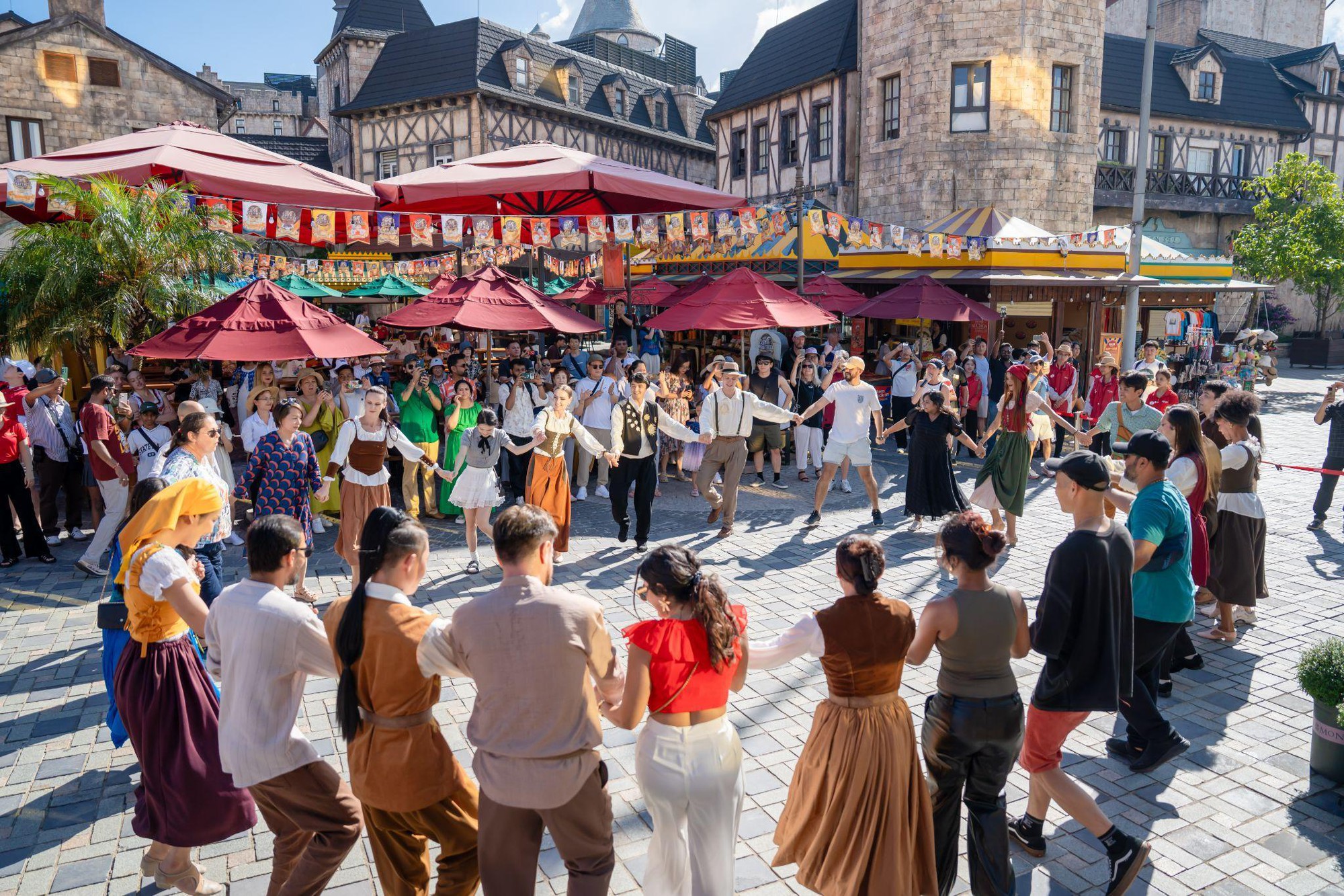 Hé lộ chuỗi 03 show mới đẳng cấp chính thức ra mắt tại Sun World Ba Na Hills từ ngày 6/6- Ảnh 5.