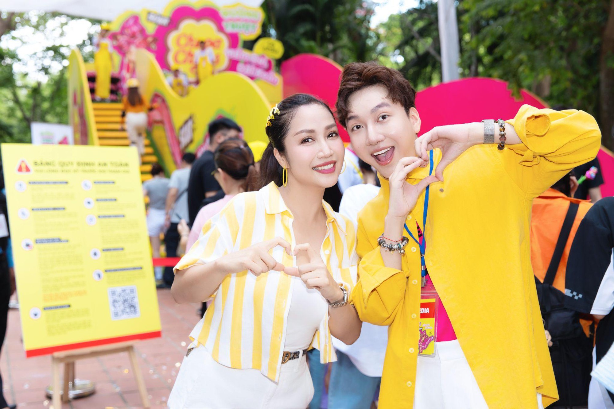 Chupa Chups lan tỏa tinh thần “Mãi Vui”: Khi người lớn và trẻ con cùng cười tít mắt tại Ngày hội Hươu Cao Cổ- Ảnh 6.