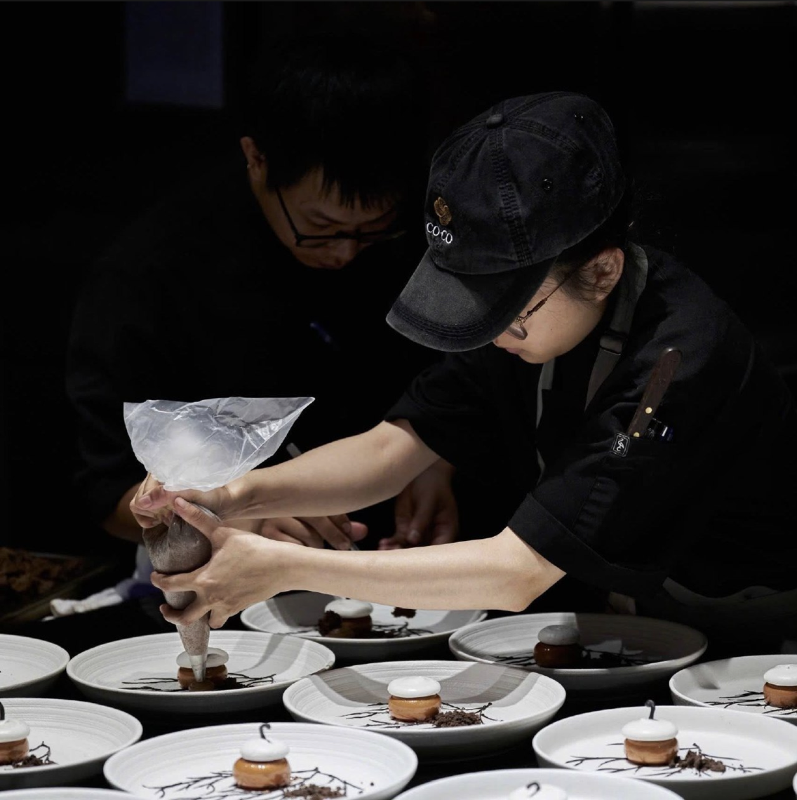 Hóng gấp: 9 nhà hàng Việt đạt sao MICHELIN 2025, 1 cái tên chính là nơi tổ chức trao giải tối nay!- Ảnh 10.