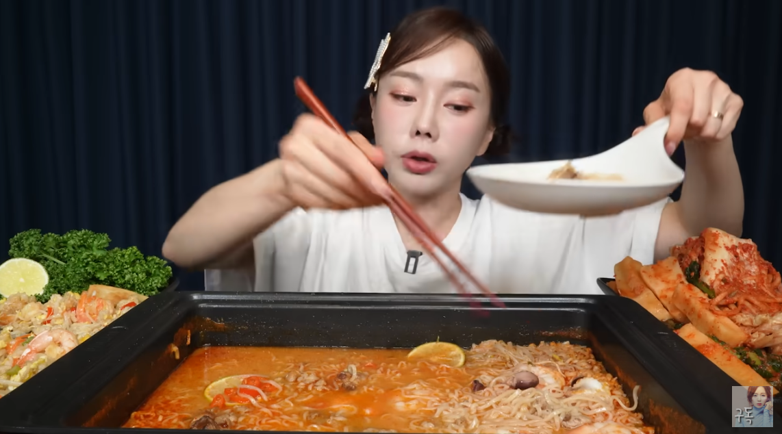 "Mỹ nhân màn ảnh" đổi đời ngoạn mục: Hiện tại thu nhập 1 tháng hơn cả 14 năm đóng phim!- Ảnh 2.