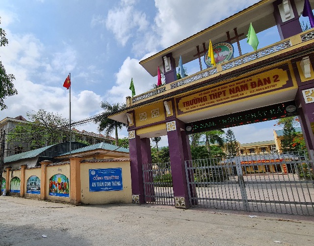 Thầy giáo bị tố nói "học cho lắm rồi cũng đi làm thuê, công nhân" lên tiếng bất ngờ- Ảnh 1.