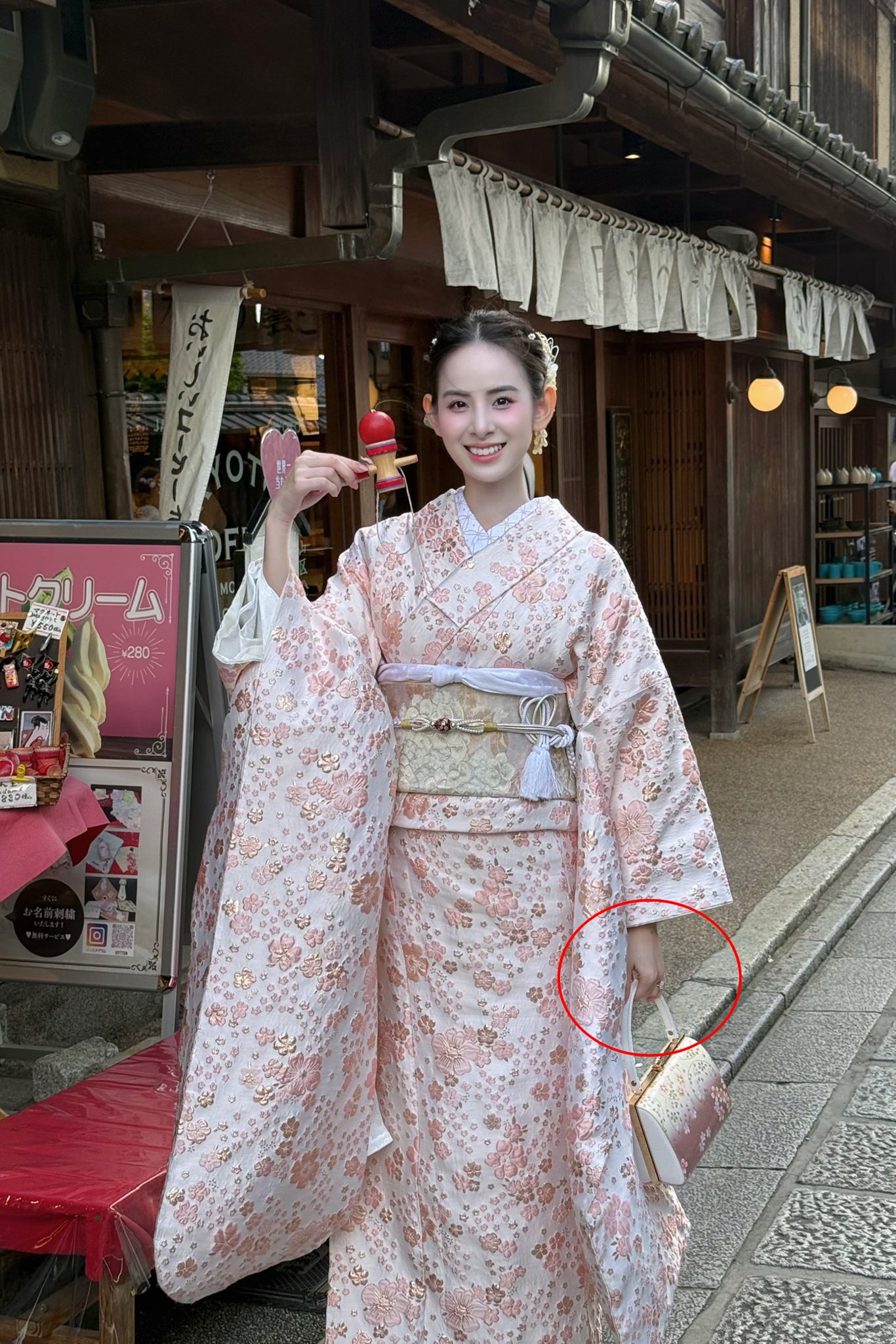 "Kim Tae Hee Việt Nam" quen chồng thiếu gia chỉ 1 tháng sau khi chia tay mối tình 3 năm với nam vương Vbiz?- Ảnh 5.