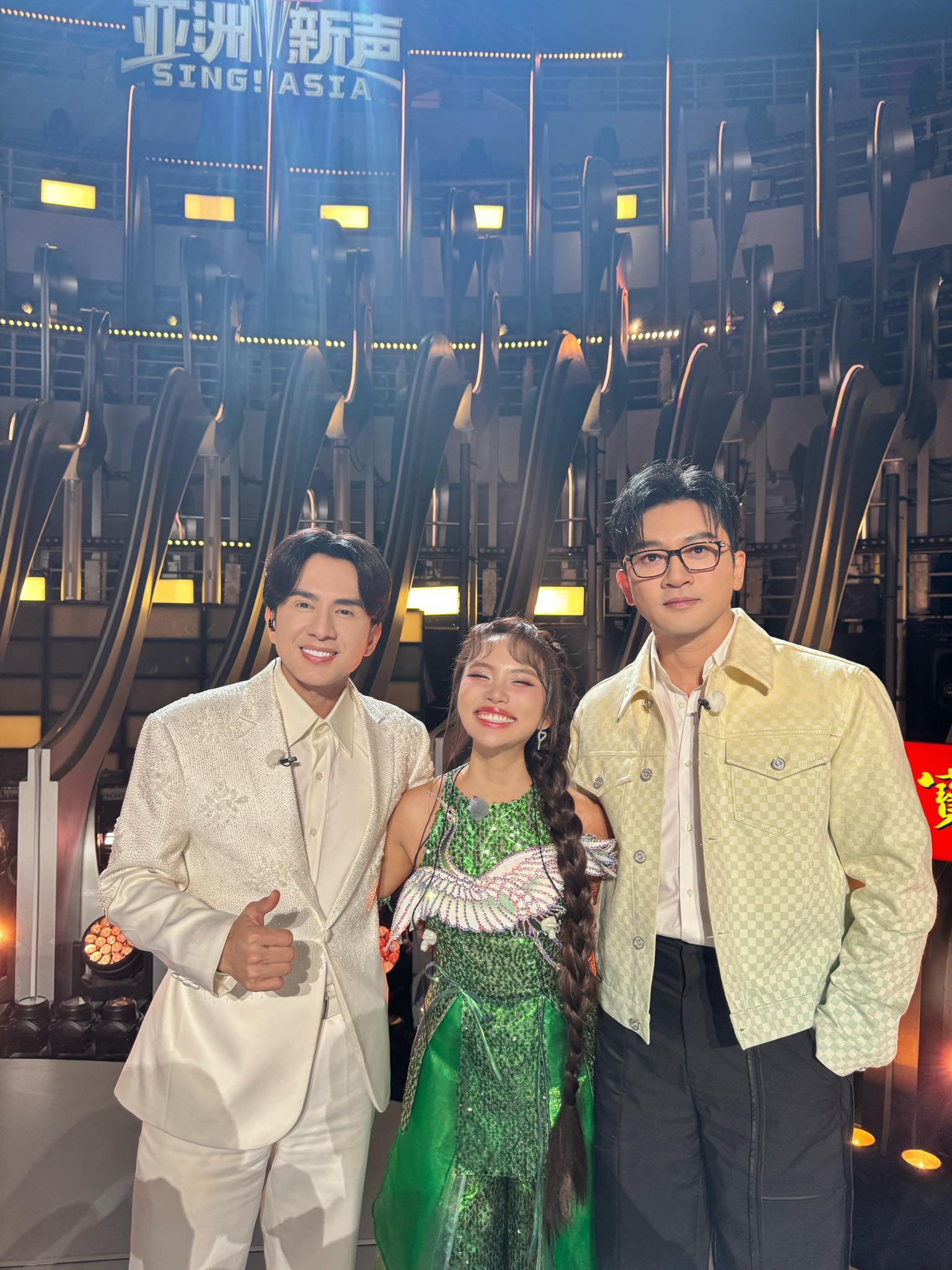 Em Xinh 2k3 gây ấn tượng trên show âm nhạc xứ Trung, visual Việt “đọ sắc” minh tinh Cbiz chiếm trọn spotlight!- Ảnh 3. Em Xinh 2k3 gây ấn tượng trên show âm nhạc xứ Trung, visual Việt “đọ sắc” minh tinh Cbiz chiếm trọn spotlight!- Ảnh 3.