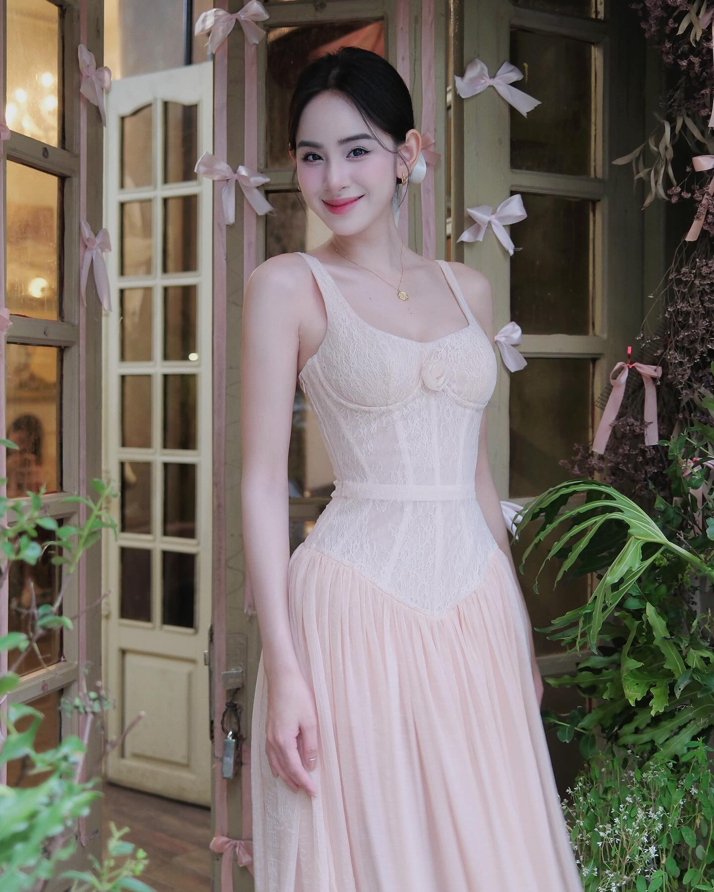 Cuộc sống đáng chú ý của Hương Liên trước khi cưới thiếu gia, thành dâu hào môn- Ảnh 3.