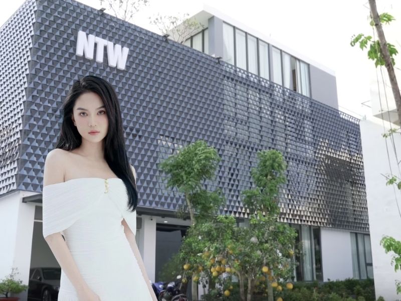 Cuộc sống của nữ diễn viên Việt chỉ yêu đàn ông lớn tuổi, ở trong biệt thự 50 tỷ tại quận 9, TP.HCM- Ảnh 2. Cuộc sống của nữ diễn viên Việt chỉ yêu đàn ông lớn tuổi, ở trong biệt thự 50 tỷ tại quận 9, TP.HCM- Ảnh 2.