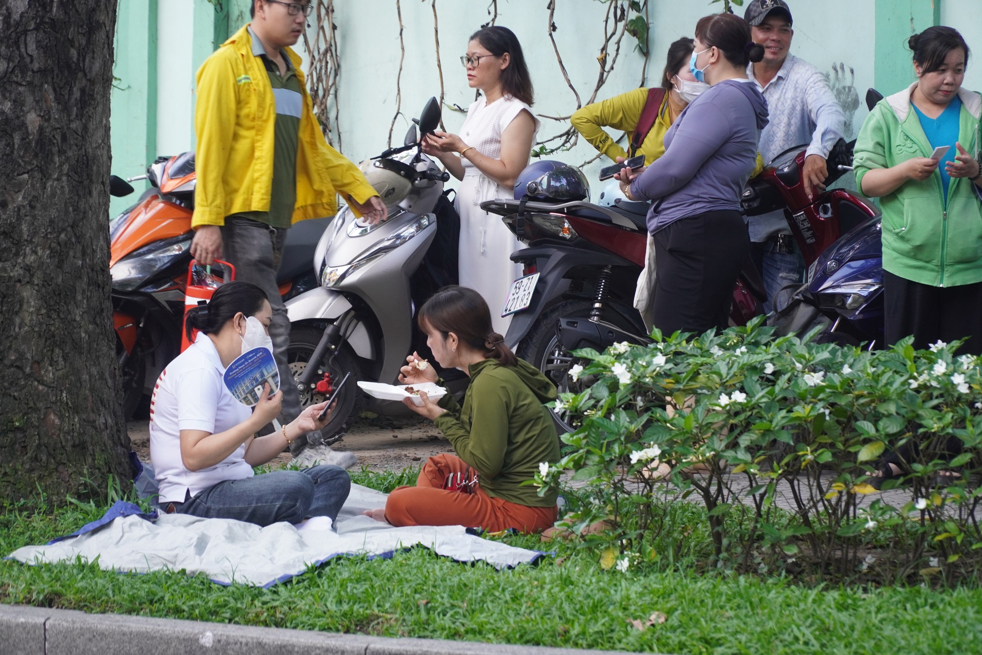 Những khoảnh khắc xúc động tại kỳ thi tuyển sinh lớp 10- Ảnh 9.