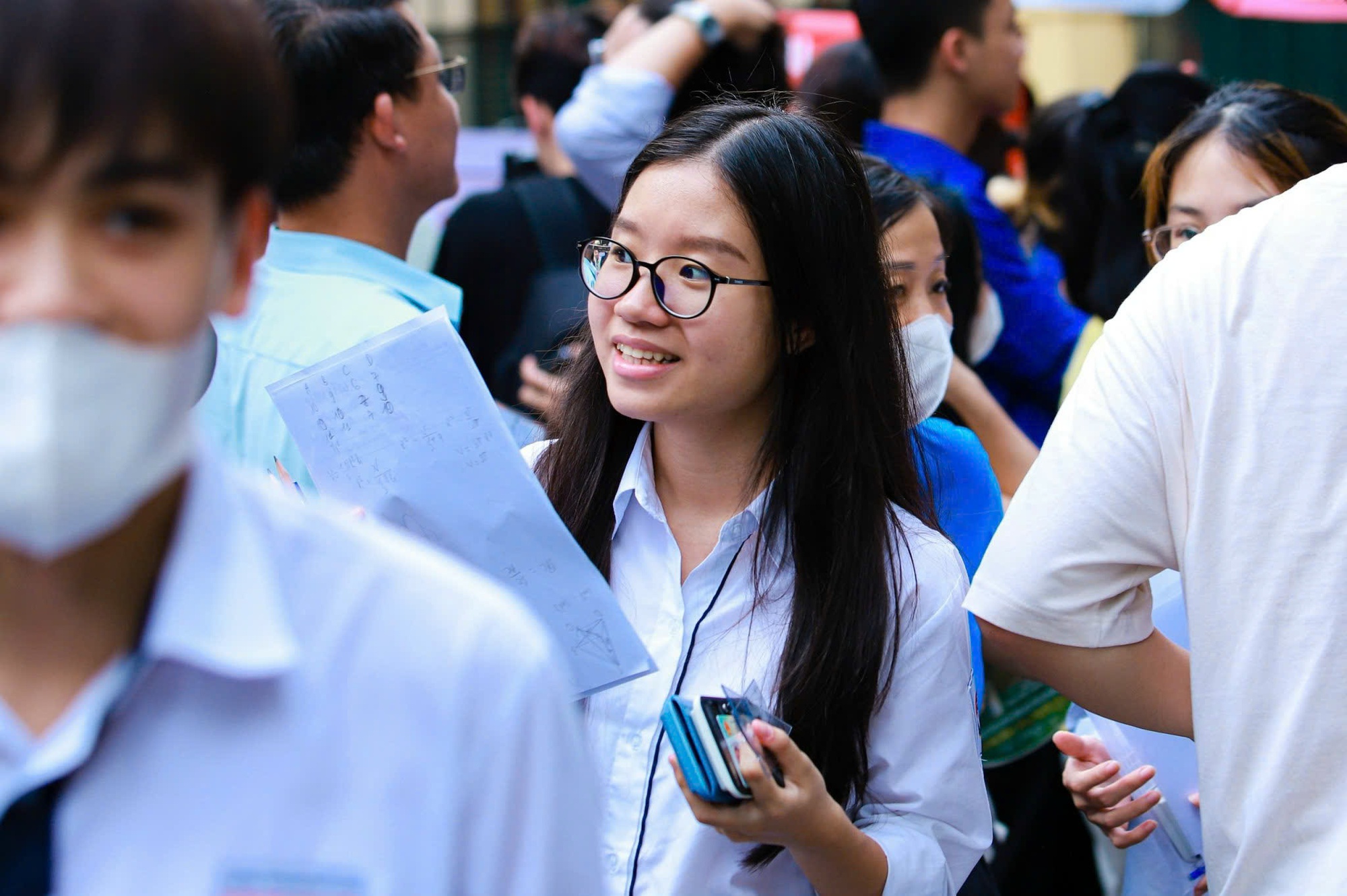 Bất ngờ bỏ tổ hợp xét tuyển khối C: Yêu cầu giải trình- Ảnh 2.