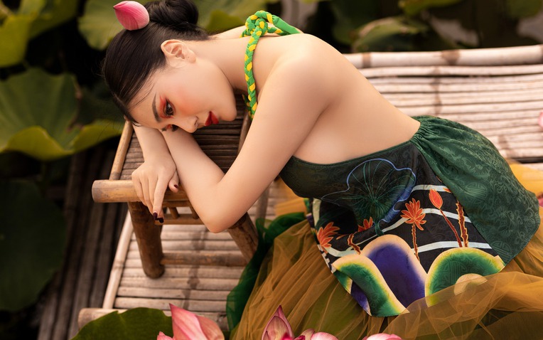 Những đầm sen đẹp nức tiếng quanh Hà Nội khiến hội sống ảo "lịm tim": Chị em sửa soạn lên đồ check-in ngay kẻo lỡ!- Ảnh 1.
