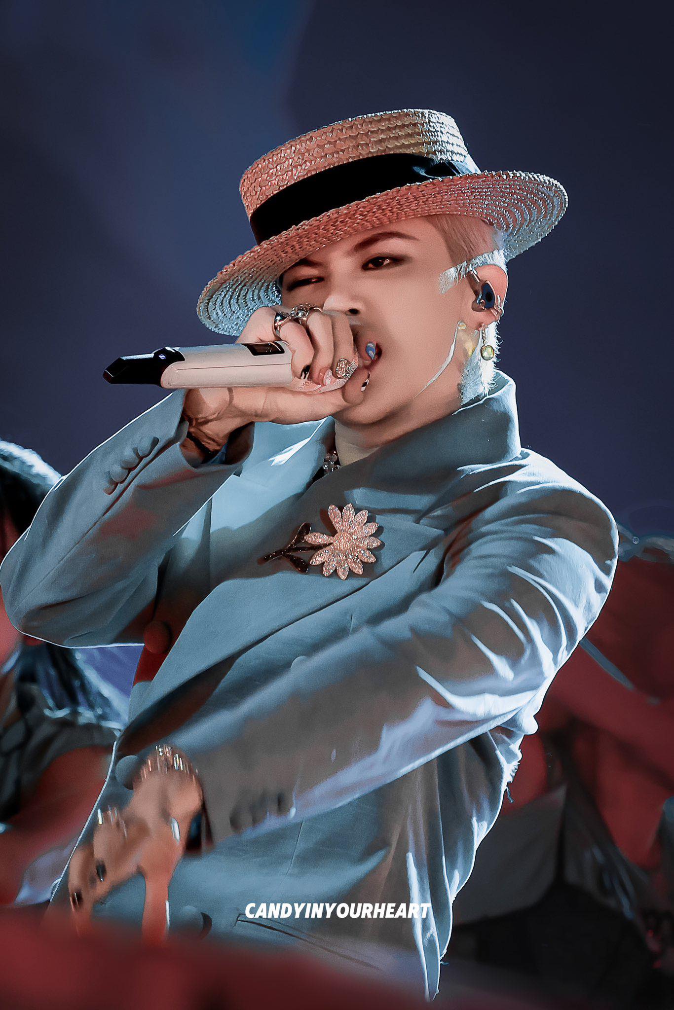 G-Dragon biểu diễn tại SVĐ Mỹ Đình: Thị trường concert Việt khẳng định tiềm năng, sẵn sàng cho concert đẳng cấp thế giới!- Ảnh 8.