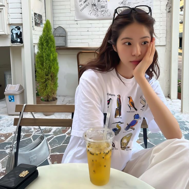 Da đẹp tới đâu mà không kiêng 6 món này thì skincare kiểu gì cũng công cốc- Ảnh 1.
