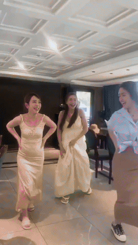 Động thái của Chu Thanh Huyền giữa lúc bị chỉ trích kém duyên vì nhảy lên bàn ăn chụp ảnh, Quang Hải liên quan gì?- Ảnh 1.