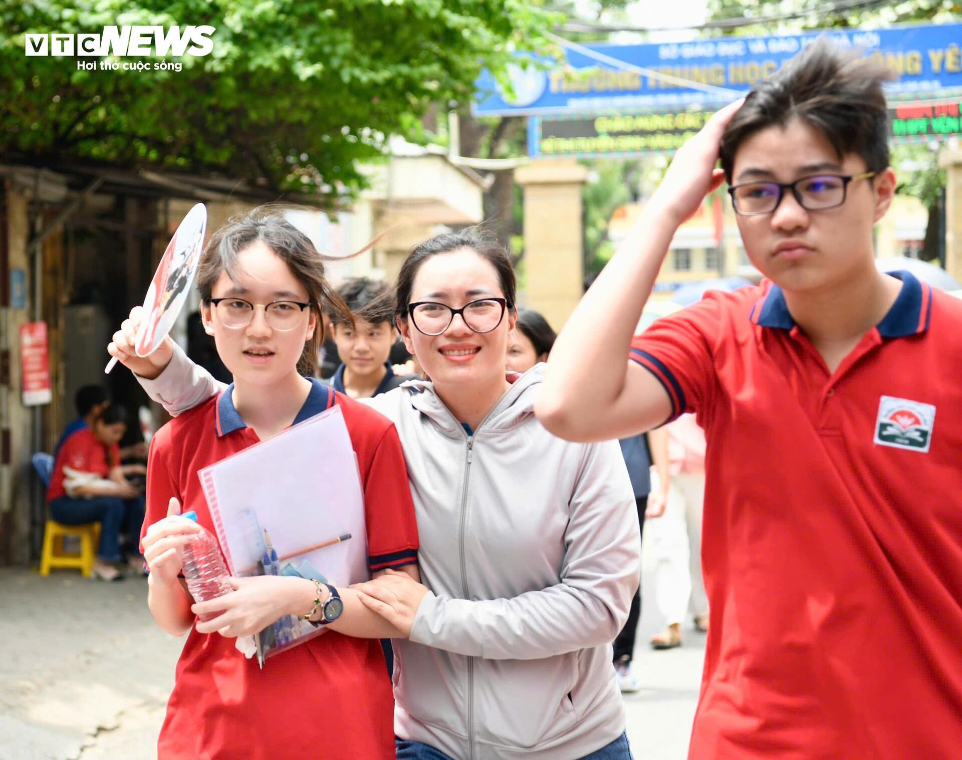 "Trúng tủ đề", thí sinh viết liền 8 trang giấy, nắm chắc 8 điểm trong tay- Ảnh 16.