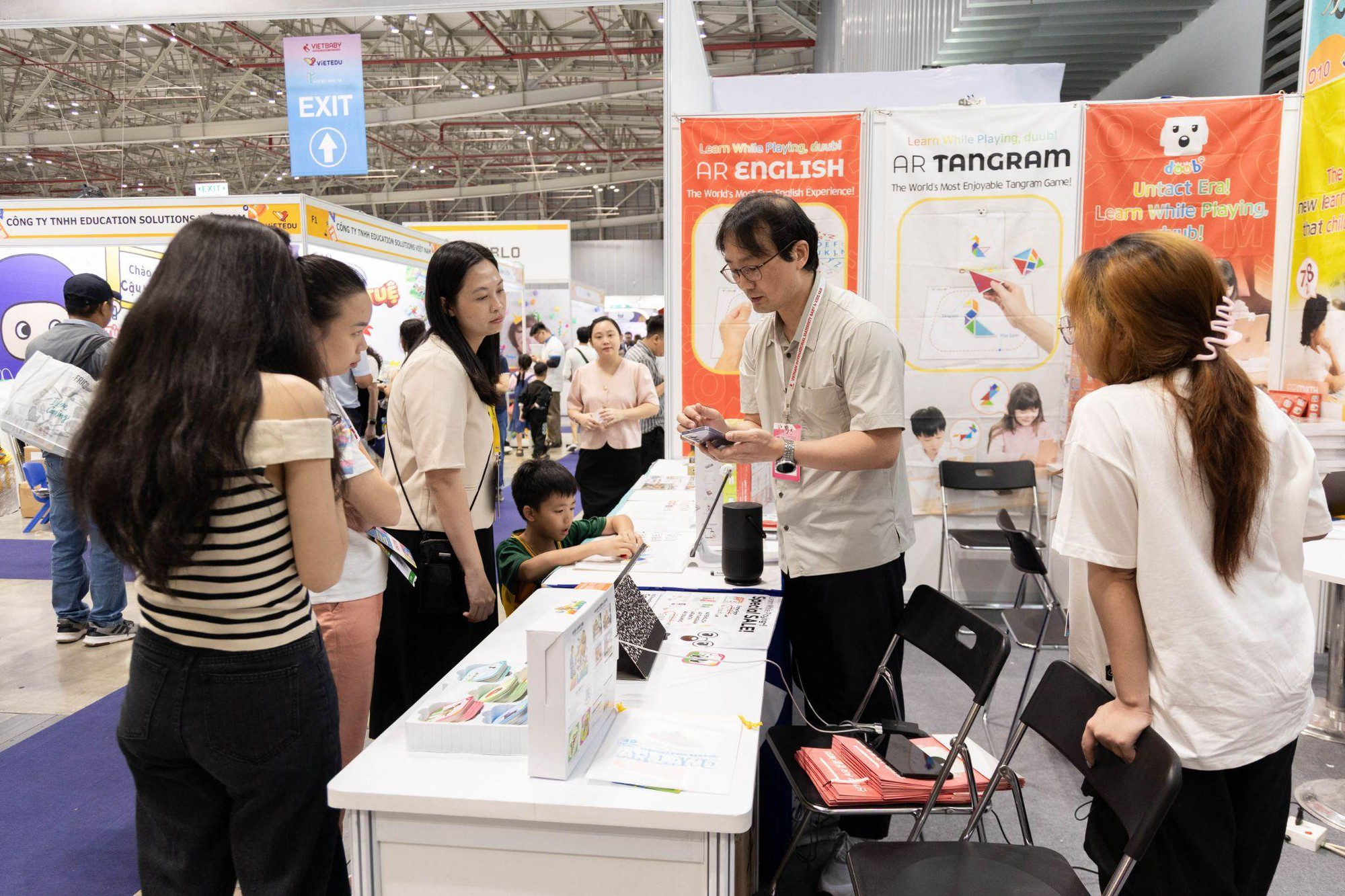 Trải nghiệm đa dạng công nghệ giáo dục tại VIETEDU FAIR 2025- Ảnh 3.