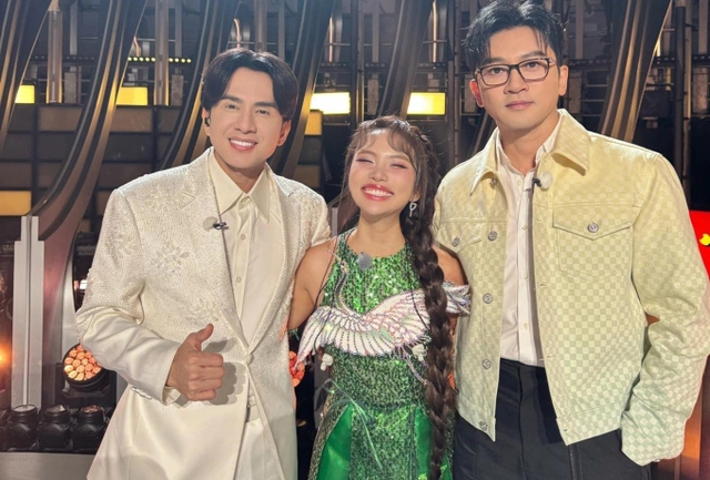 Đan Trường nói 1 câu khiến Tô Hữu Bằng “điếng người”, song ca Biệt Khúc Chờ Nhau mang cả bầu trời tuổi thơ ùa về!- Ảnh 1.
