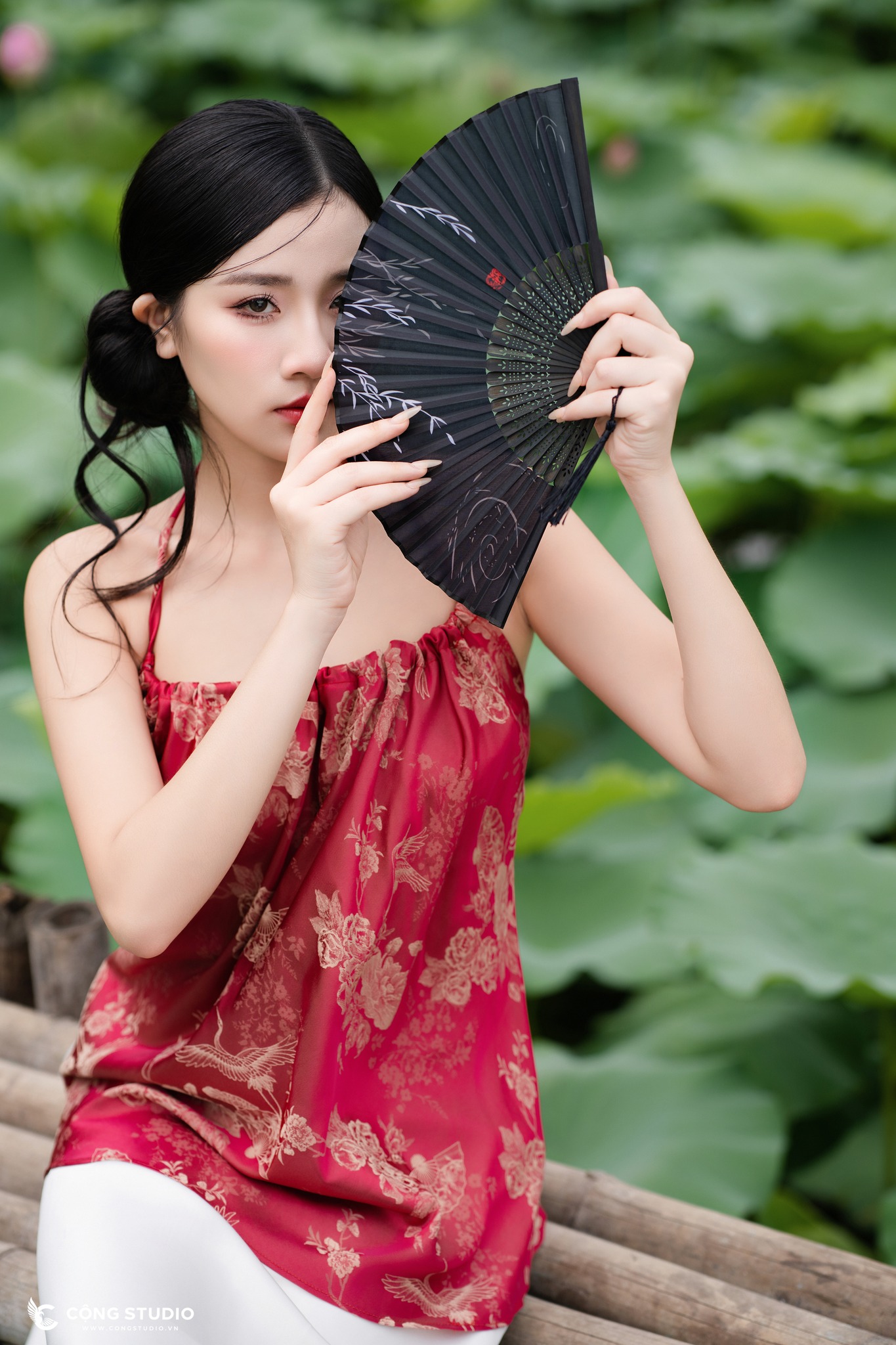 Những đầm sen đẹp nức tiếng quanh Hà Nội khiến hội sống ảo 