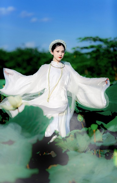 Những đầm sen đẹp nức tiếng quanh Hà Nội khiến hội sống ảo 