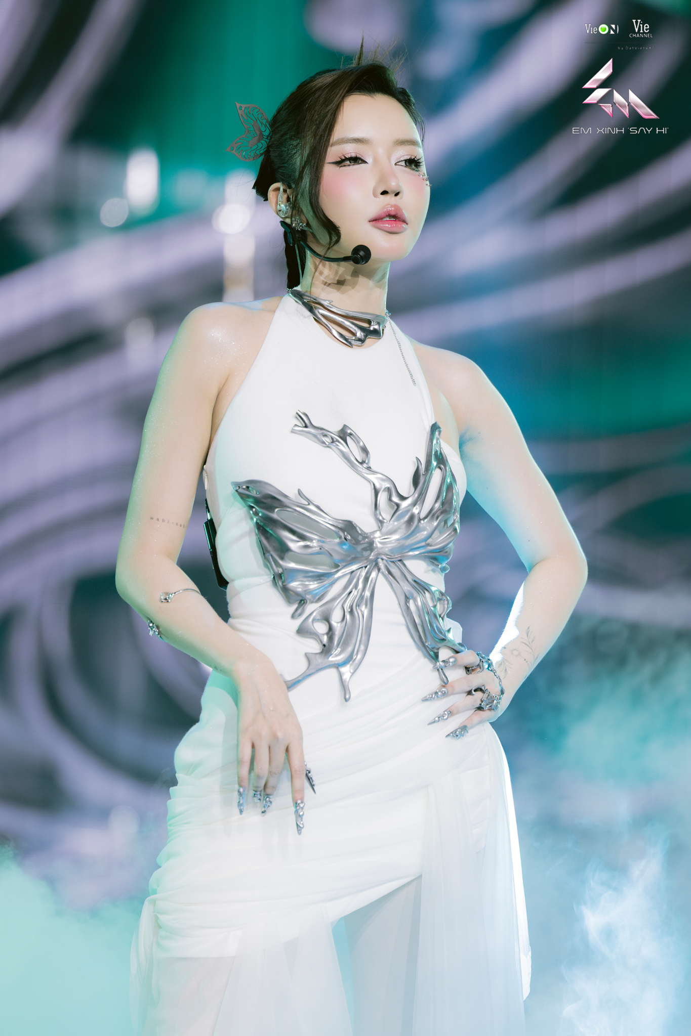 Live Stage 1 Em Xinh Say Hi - phiên bản premium của Anh Trai Say Hi- Ảnh 17.