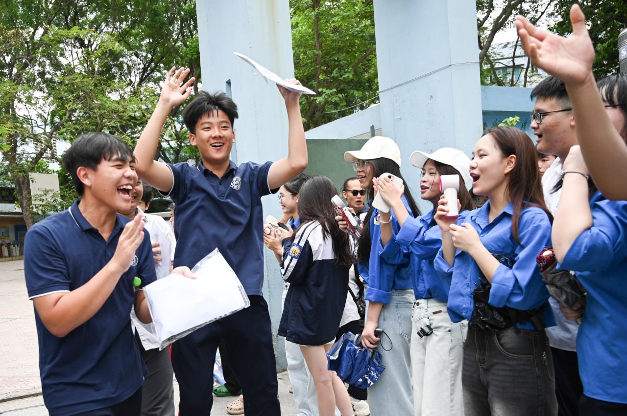 Thi xong rồi, thở phào một cái thôi: Dù làm bài tốt hay không, vẫn còn cả một đời để đi tiếp- Ảnh 1.