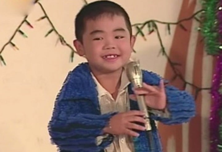 "Thần đồng âm nhạc" lừng lẫy giờ chật vật với nghề, từng làm nhân viên quán bar- Ảnh 1.