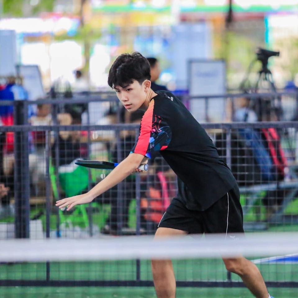 Gương mặt mới Tống Nhật Minh gây xôn xao khi cùng Trịnh Linh Giang lên ngôi vô địch pickleball, “khối nghỉ hè” thật đáng gờm!- Ảnh 2.
