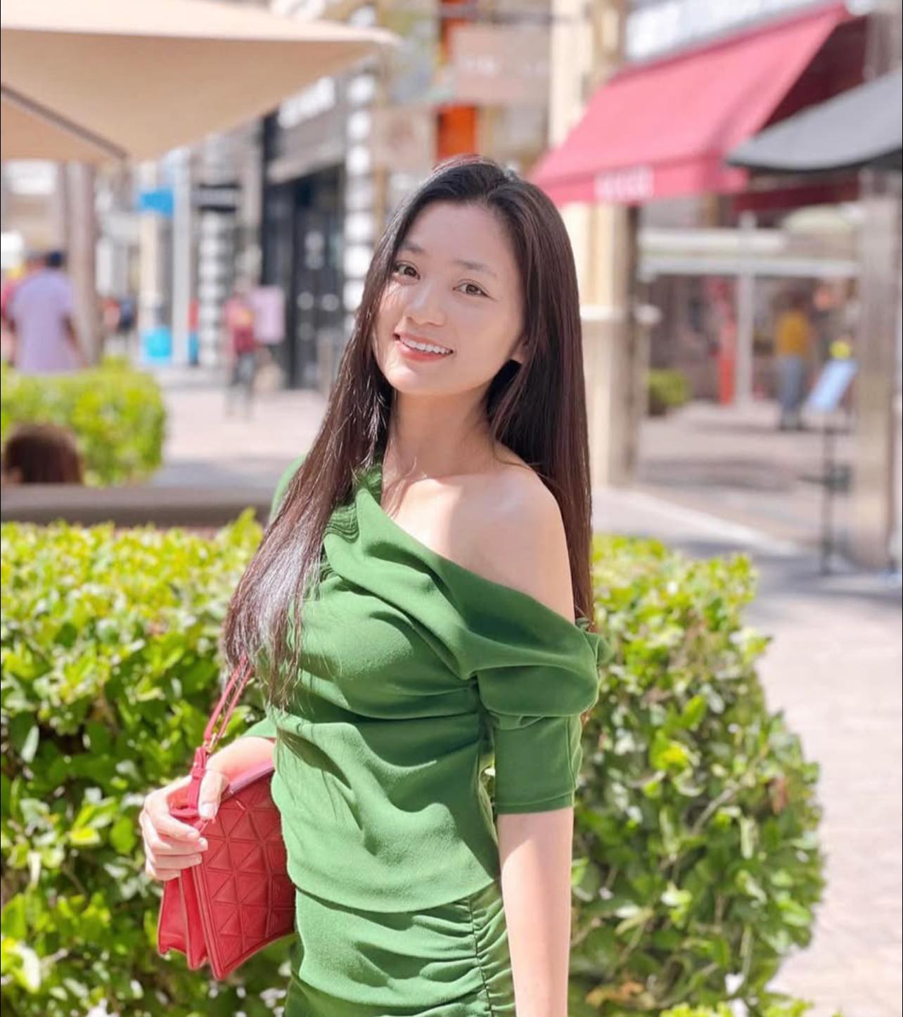 Cuộc sống của nữ nghệ sĩ đình đám theo chồng rời bỏ showbiz, 6 năm không trở lại, 40 tuổi đẹp như 20- Ảnh 8. Cuộc sống của nữ nghệ sĩ đình đám theo chồng rời bỏ showbiz, 6 năm không trở lại, 40 tuổi đẹp như 20- Ảnh 8.