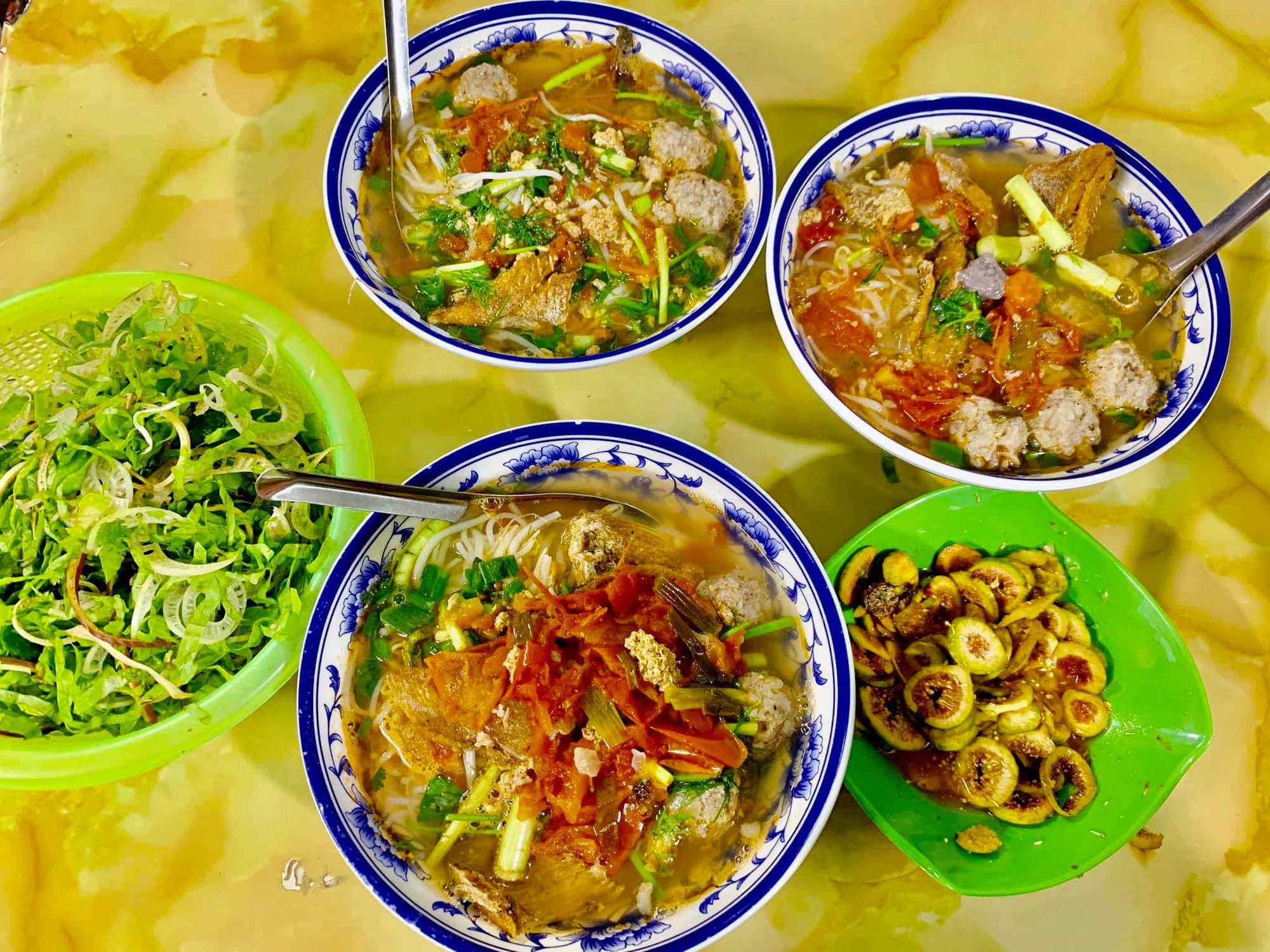 Những món ăn dân dã mà cực kỳ nổi tiếng chỉ ăn ở Nam Định là ngon nhất, hè tới làm chuyến foodtour kết hợp check-in tại những điểm đến này thì không gì vui hơn!- Ảnh 2.