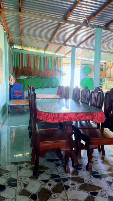 Ghé bếp miền Tây sạch đến ngỡ ngàng: Dù nấu củi vẫn gọn tinh tươm, không một vết bẩn, hút hàng triệu lượt xem- Ảnh 4.