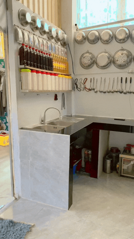 Ghé bếp miền Tây sạch đến ngỡ ngàng: Dù nấu củi vẫn gọn tinh tươm, không một vết bẩn, hút hàng triệu lượt xem- Ảnh 9.