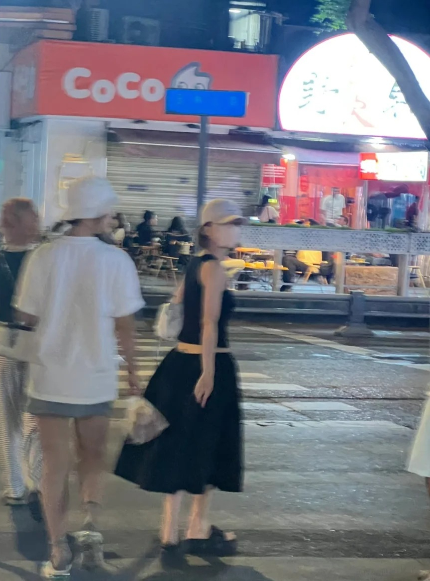 Triệu Lộ Tư cắt phăng mái tóc dài: Visual thăng hạng thấy rõ, style ngày càng lên hương- Ảnh 11.