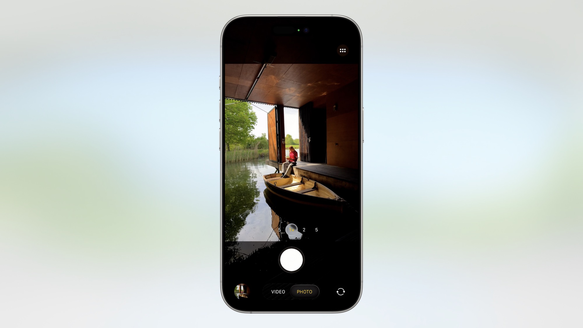 Tổng hợp sự kiện Apple: Giao diện “Liquid Glass” tuyệt đối điện ảnh, nhiều tính năng mới cực kỳ hay ho!- Ảnh 2.