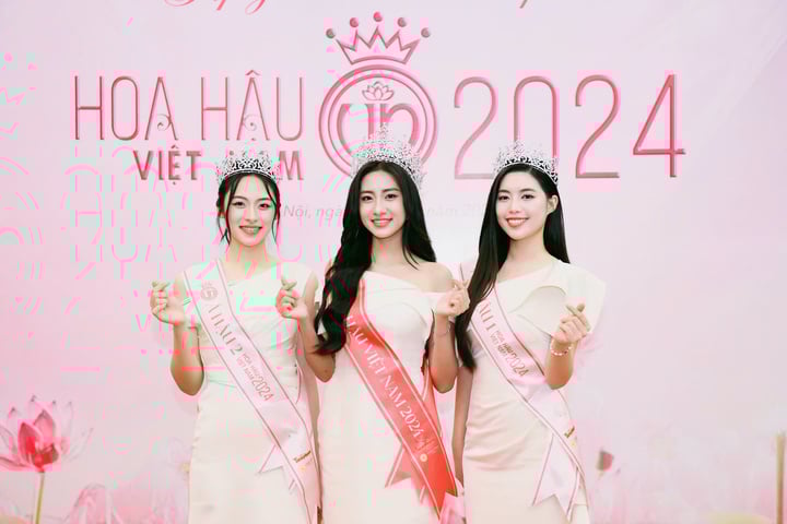 Hoa hậu Việt Nam có được phẫu thuật thẩm mỹ sau khi đăng quang?- Ảnh 1. Hoa hậu Việt Nam có được phẫu thuật thẩm mỹ sau khi đăng quang?- Ảnh 1.
