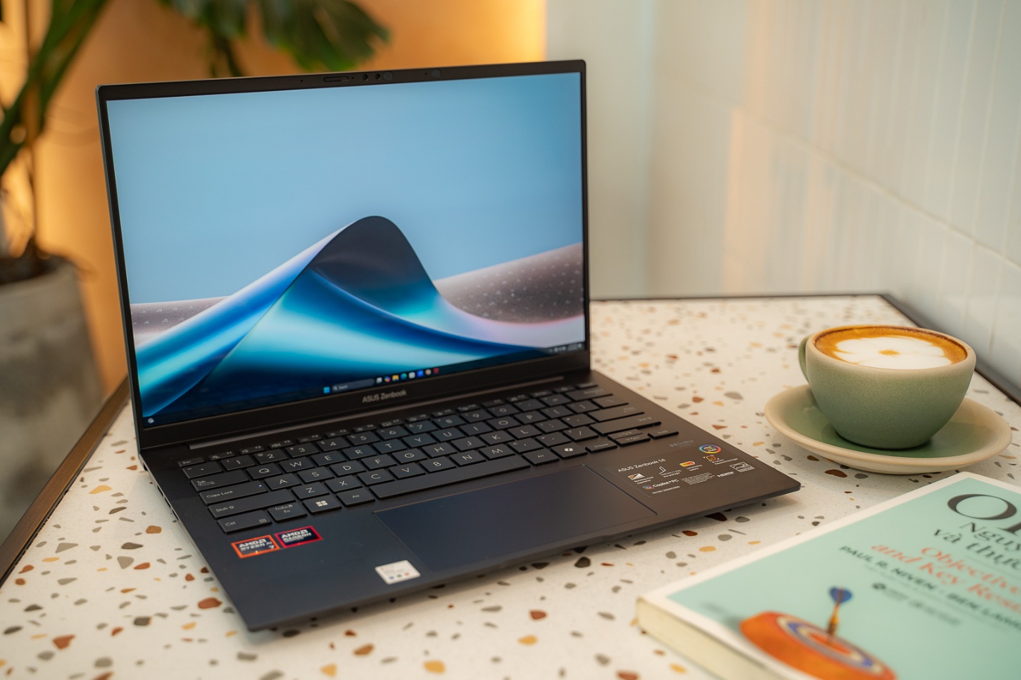 Zenbook A14 vs Zenbook 14: So găng hai chuẩn mực laptop AI mỏng nhẹ mới, chọn sao cho chuẩn?- Ảnh 7.