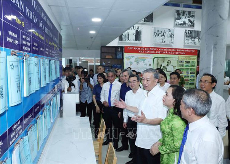 Thời khắc lịch sử: Hôm nay (1/7), chính quyền địa phương 2 cấp bắt đầu hoạt động- Ảnh 2.