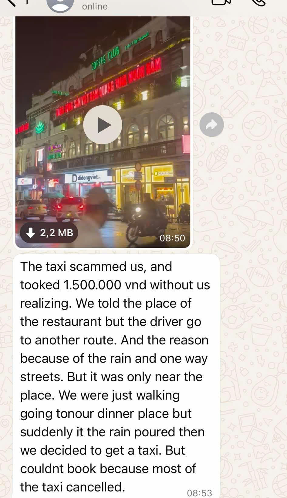 Đoàn du khách tố bị tài xế taxi "chặt chém" 1,5 triệu đồng cho đoạn đường chỉ vài trăm mét gần hồ Hoàn Kiếm- Ảnh 1.