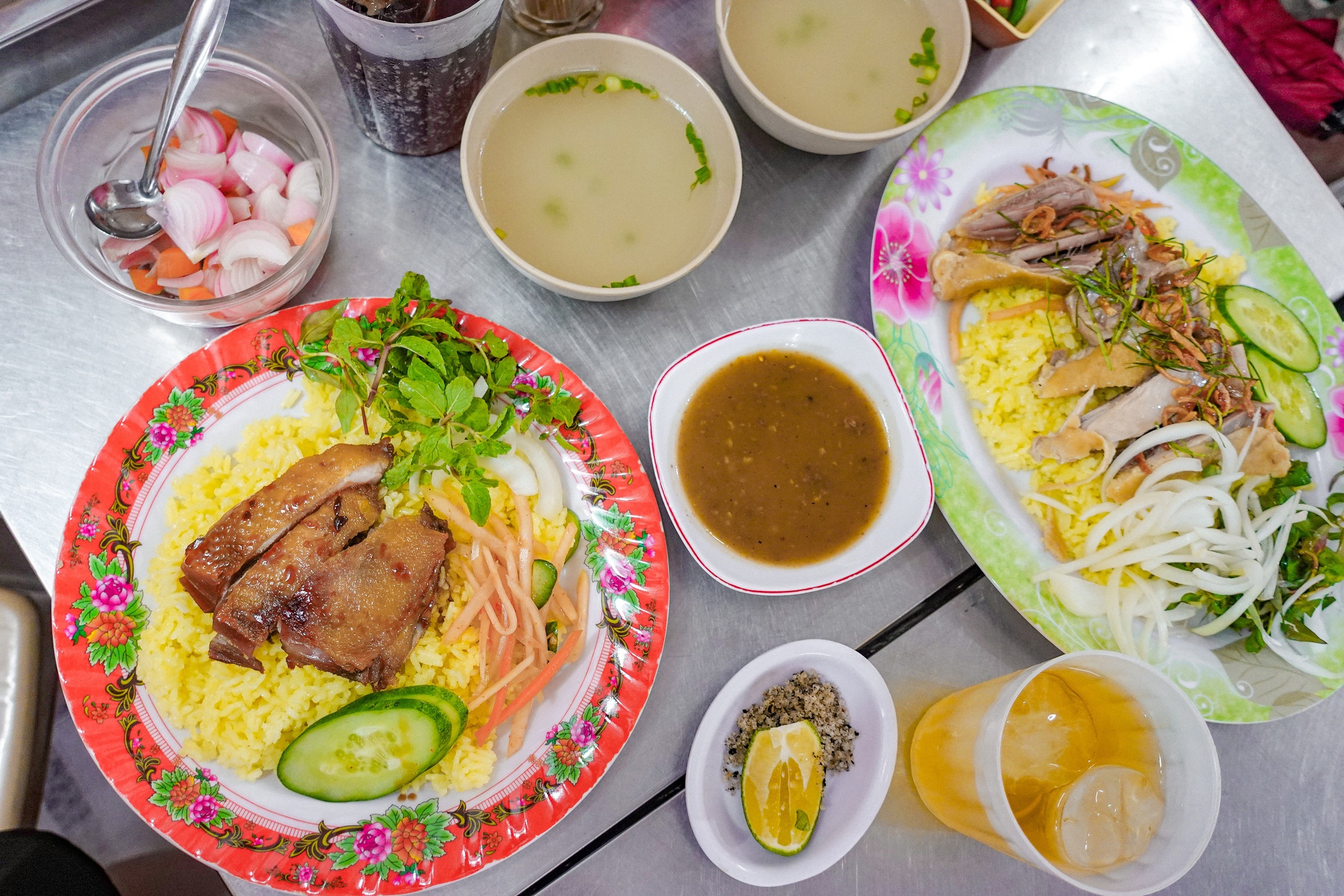 Hàng cơm gà 