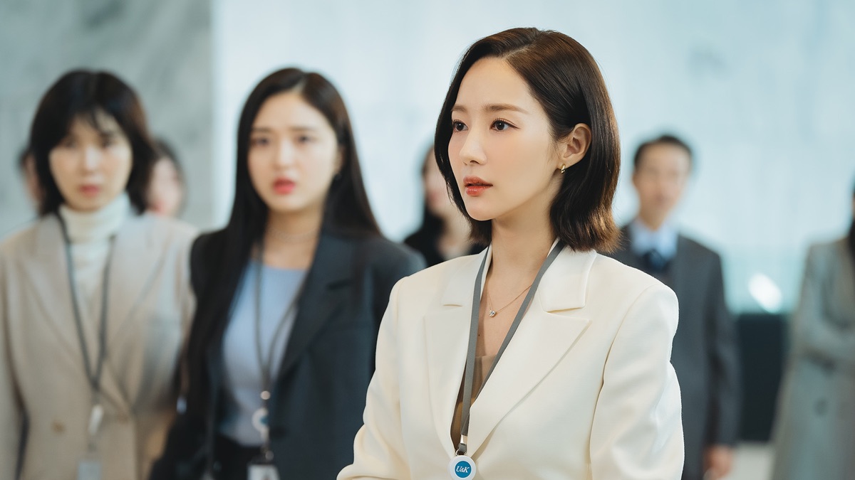 4 nữ thần công sở trên phim Hàn Quốc: Cô đầu tiên là huyền thoại, cô số 4 toát lên thần thái sếp nữ đỉnh của đỉnh- Ảnh 4. 4 nữ thần công sở trên phim Hàn Quốc: Cô đầu tiên là huyền thoại, cô số 4 toát lên thần thái sếp nữ đỉnh của đỉnh- Ảnh 4.