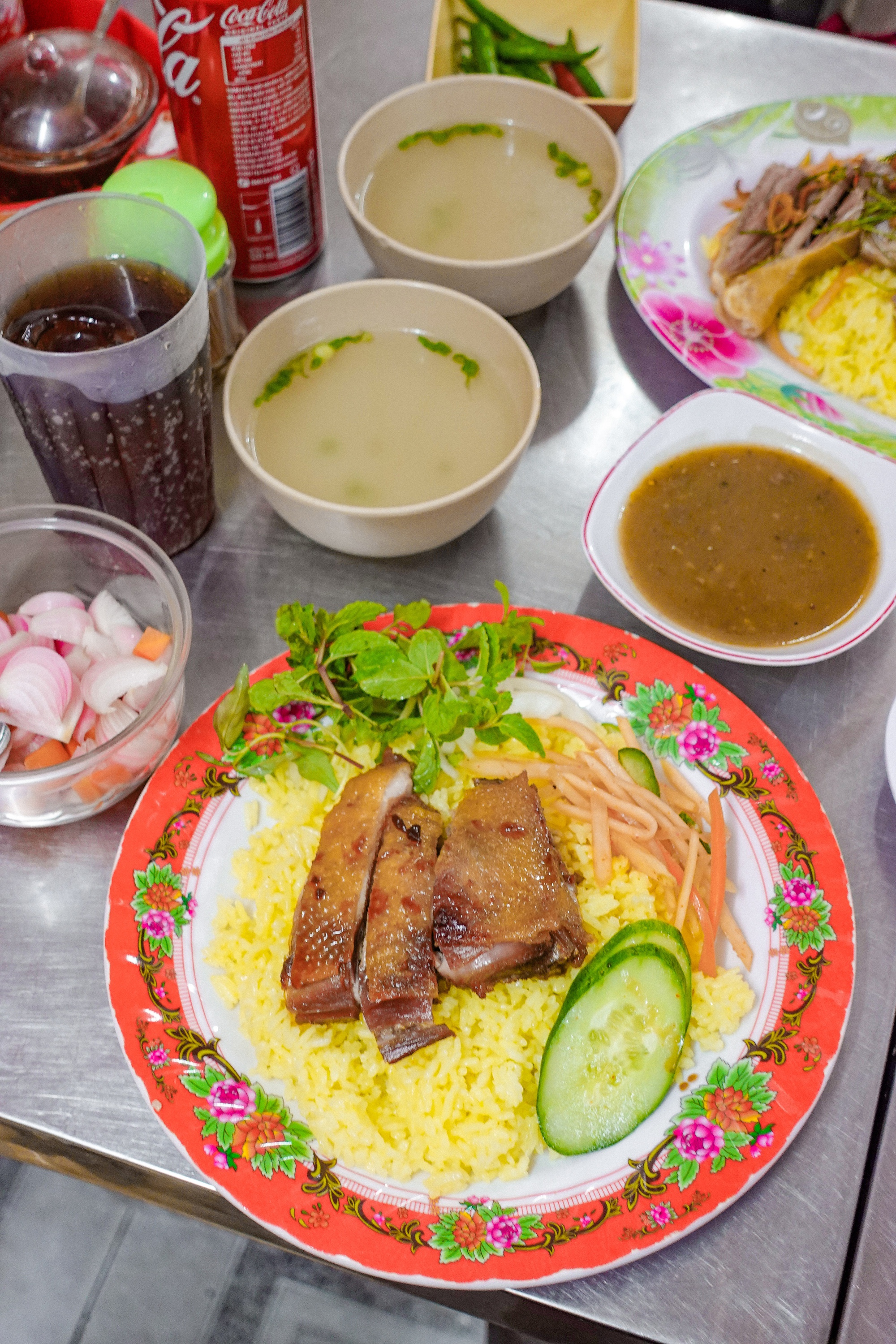 Hàng cơm gà 